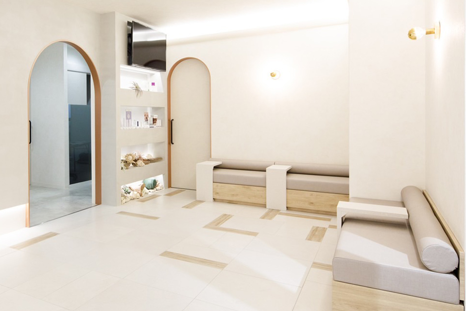 美容皮膚科｜CHARIS BEAUTY CLINIC - カリスビューティクリニック 大阪